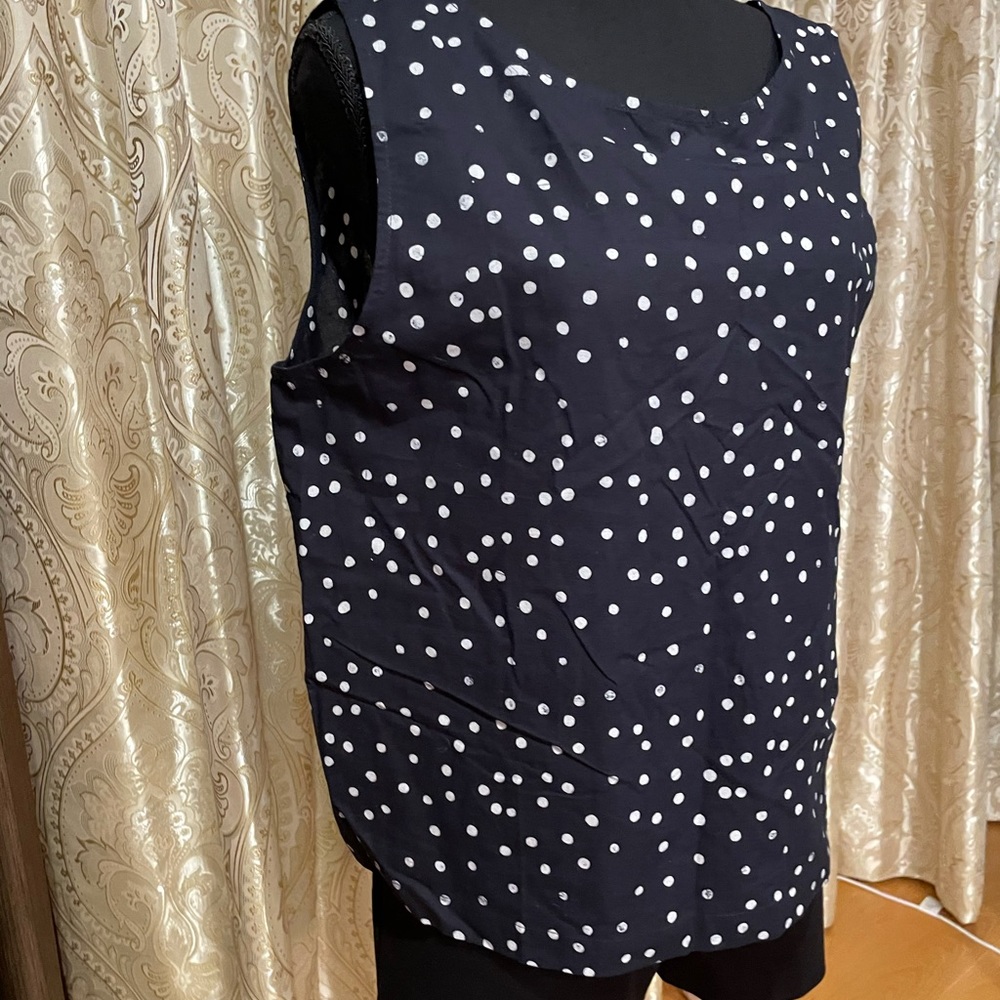 Sleeveless Top